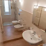 Via Veneto 5 Appartement *