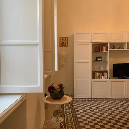 Via Veneto 5 Apartment