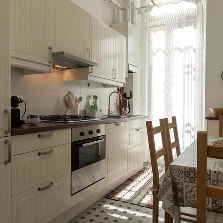 Via Veneto 5 Apartment *