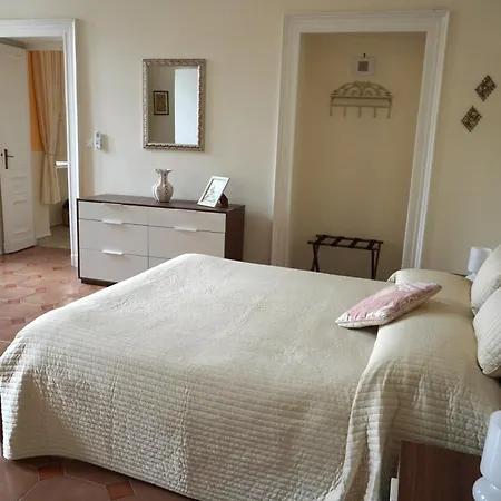 Via Veneto 5 Apartment *