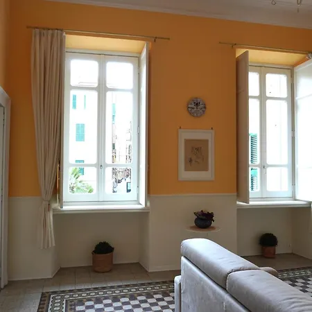 Via Veneto 5 Apartment *
