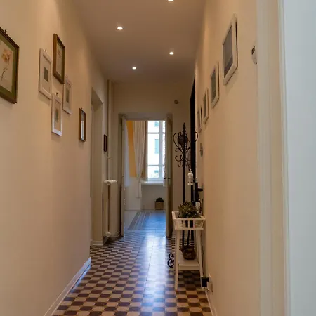 Via Veneto 5 * Alassio